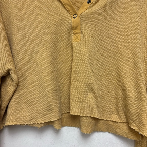 Urban Outfitters Out From Under Emmy Thermal Top - Picture 9 of 13